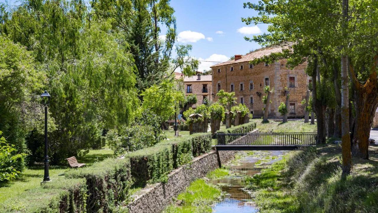 Apartamentos El Mirador Villarroya de los Pinares 外观 照片